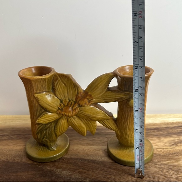 Vintage Roseville Pottery Magnolia Vase With Two Handles 90-7 - Picture 3 of 8